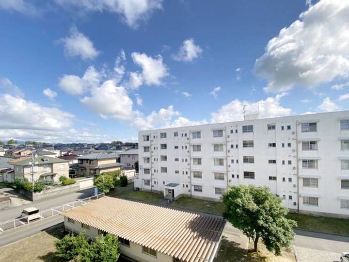 ビレッジハウス金津2号棟0401の内装