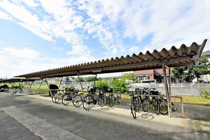 ビレッジハウス田町1号棟の周辺