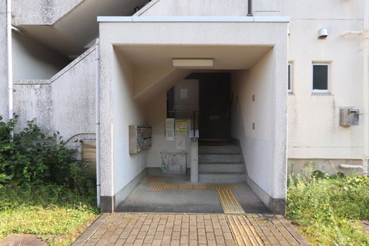 ビレッジハウス鴻田2号棟0401の外観