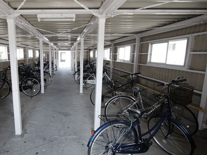 ビレッジハウス津の井4号棟の周辺