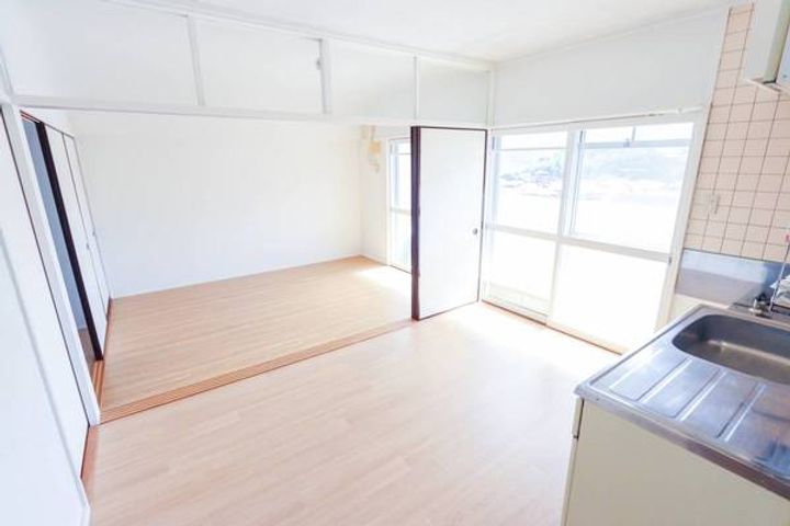 ビレッジハウスみささ1号棟の居間