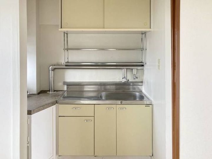 ビレッジハウス稲葉郷2号棟のキッチン