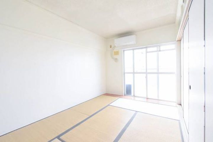 ビレッジハウス足利朝倉1号棟の居間