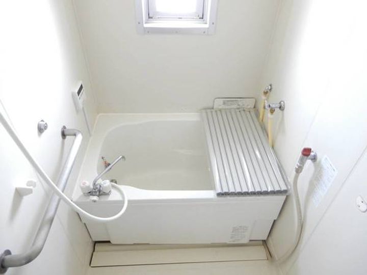 ビレッジハウス朝日2号棟0102の風呂