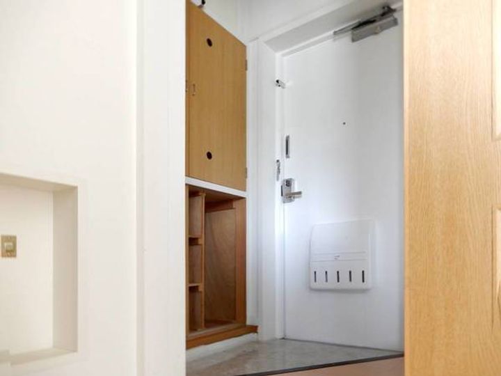 ビレッジハウス朝日2号棟0102の玄関