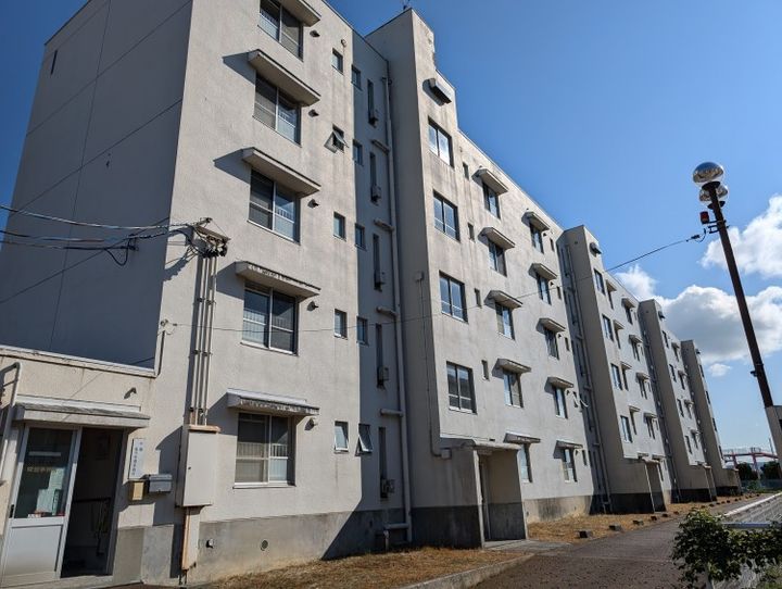 ビレッジハウス希望ヶ丘2号棟0507の外観