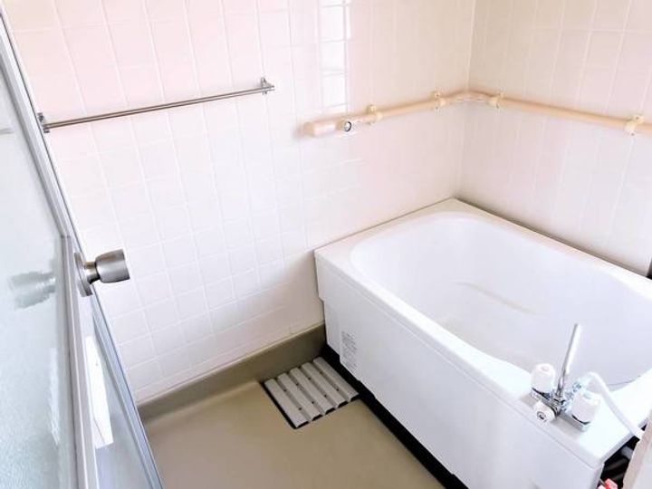 ビレッジハウス松園2号棟0206の風呂