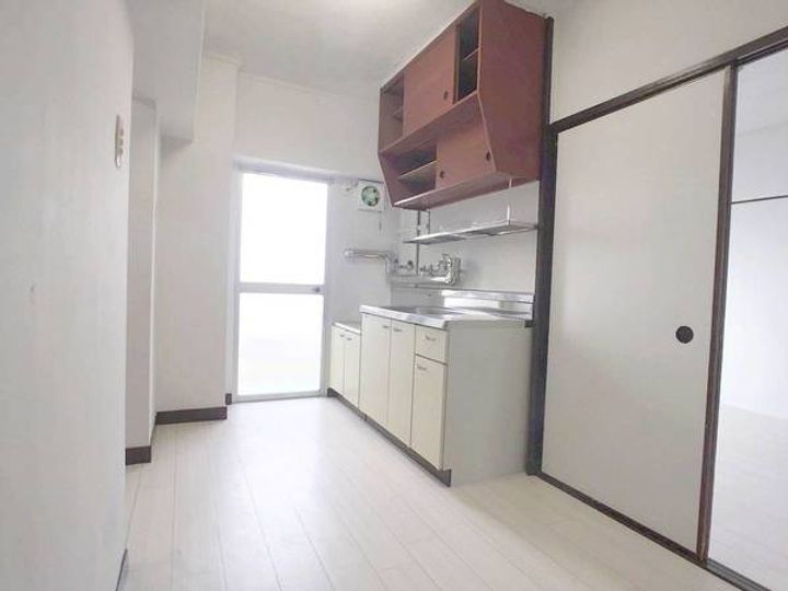 ビレッジハウス南郊2号棟0205の内装