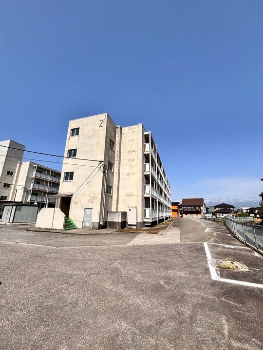 ビレッジハウス水橋2号棟の外観