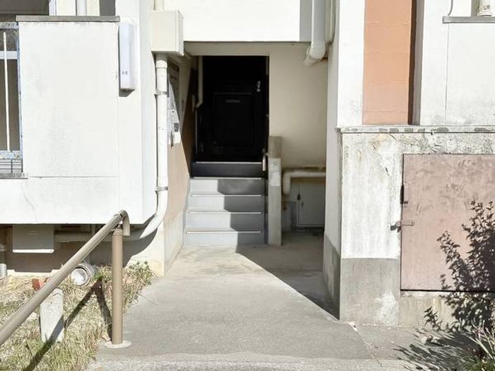 ビレッジハウス鳴滝11号棟の内装