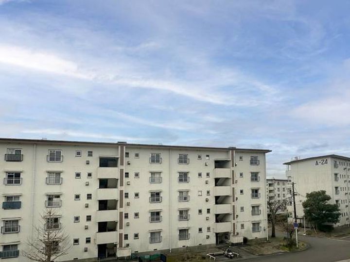 ビレッジハウス鳴滝26号棟の内装
