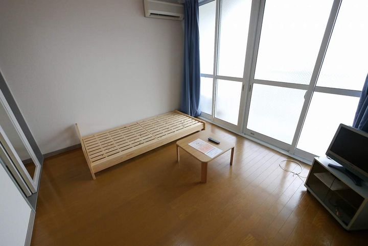 レオパレス田川Ⅱの居間