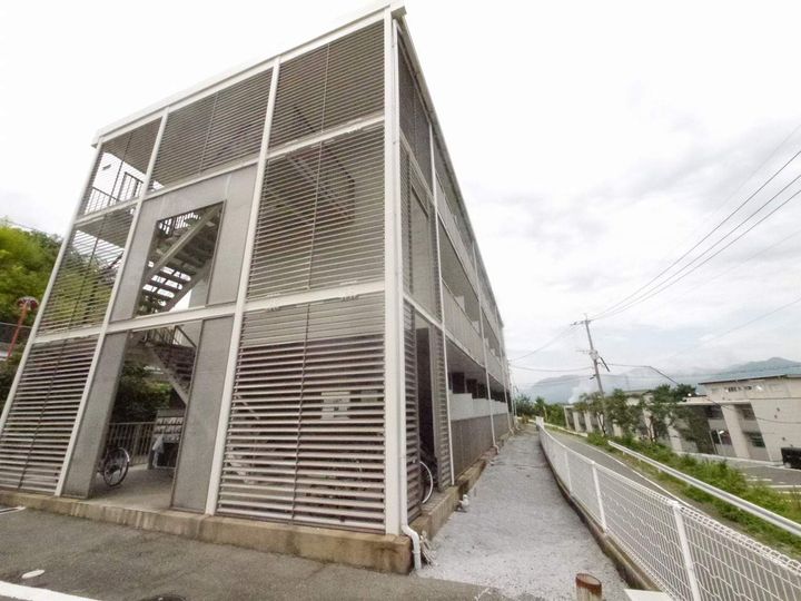 レオパレス田川の外観