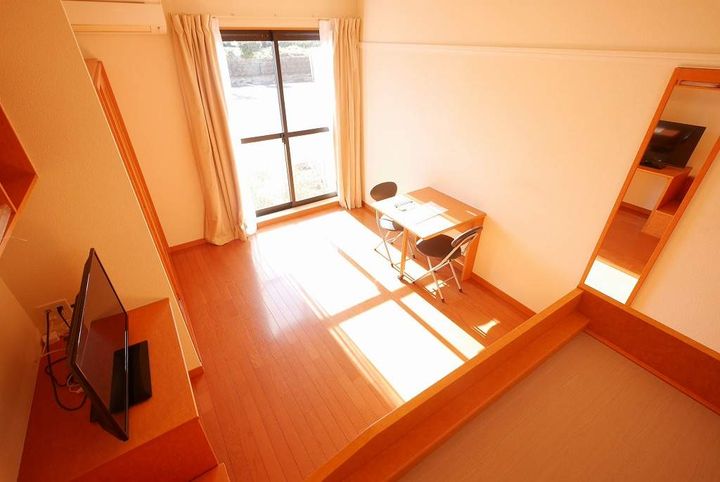 レオパレス稲荷町の内装