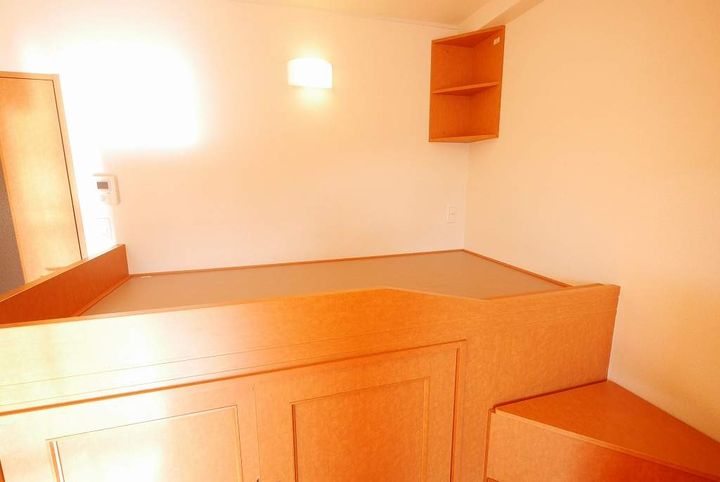 レオパレス稲荷町の内装