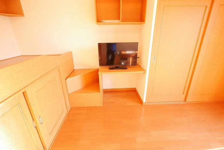 レオパレス稲荷町の内装