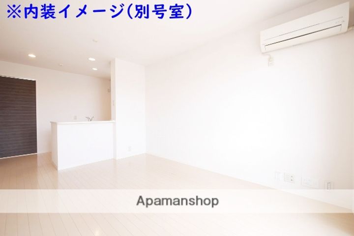 ブルーハイム彩Ⅱ C棟の居間