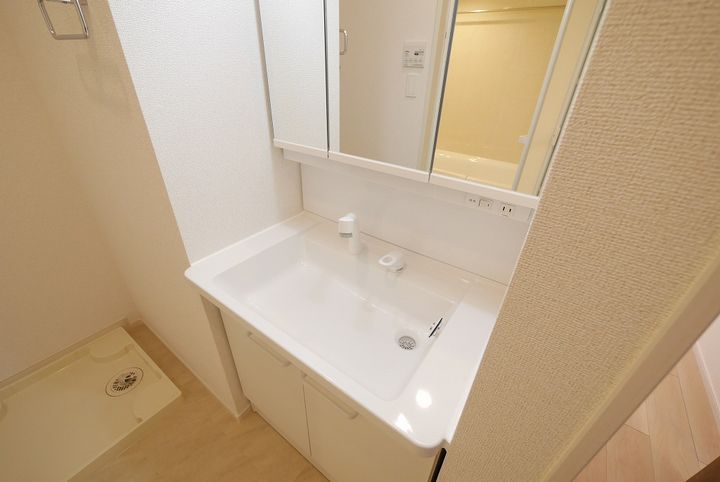 ロータス川宮5の内装