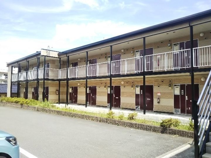 レオパレスリバティ菰田201の外観