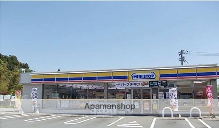 ユーミー桂川の周辺