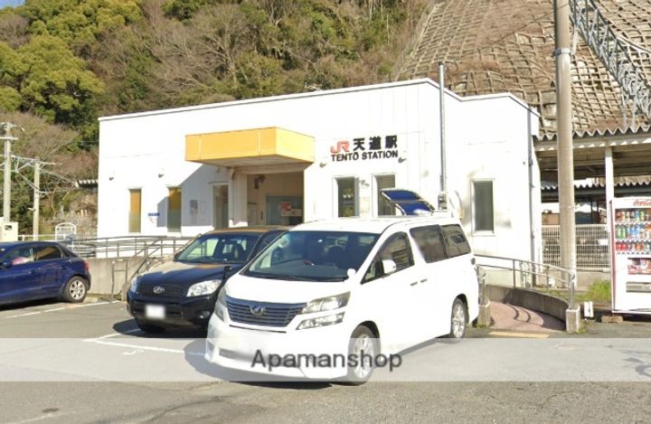 ユーミー桂川の周辺