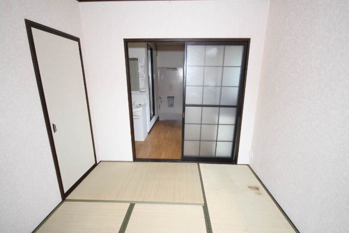 コーポ赤崎103の居間