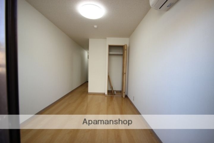 西部ハイツ平和公園403の居間