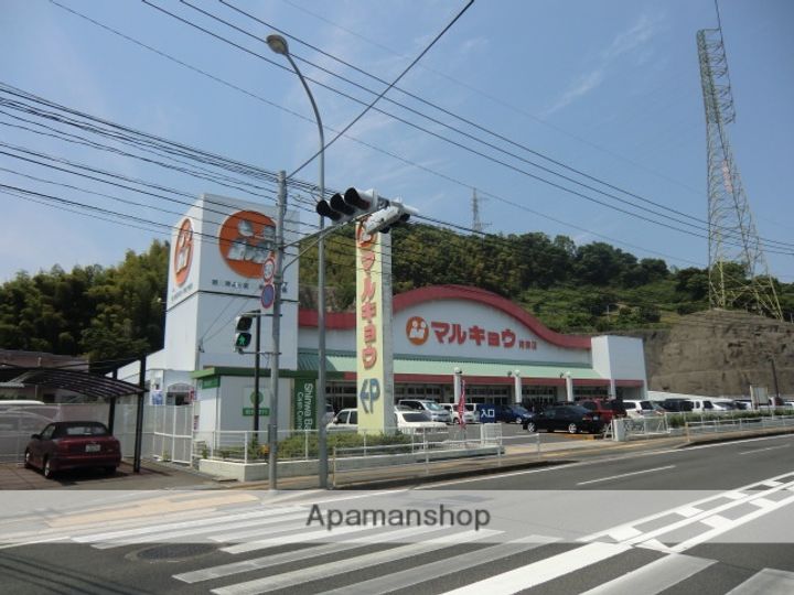 クーズアベニューの周辺
