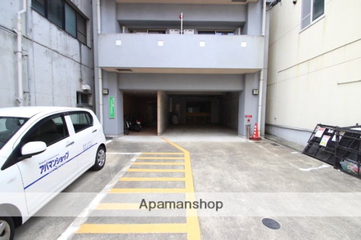 スカイコート麹屋町の外観