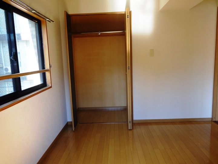 高砂スクエアビルの居間