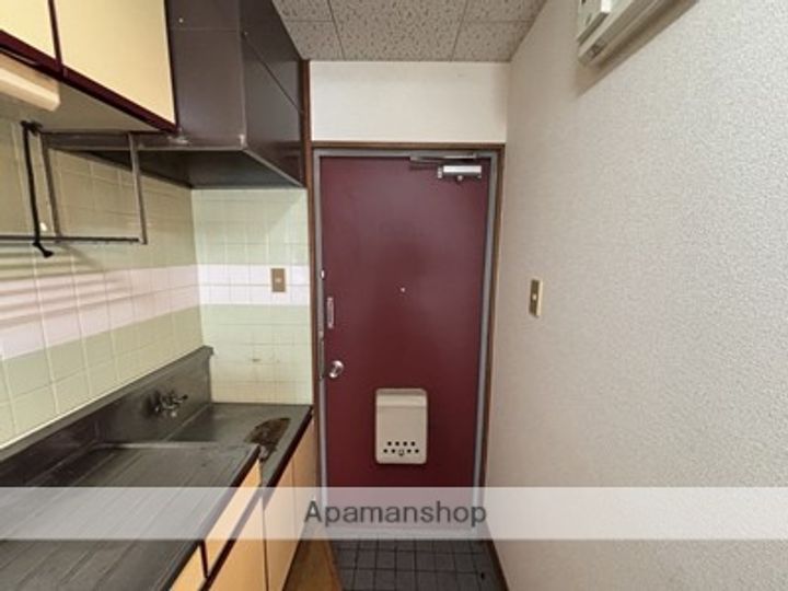 コーポ幸203の玄関