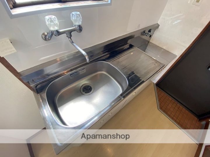 熊本県熊本市中央区水前寺4丁目の賃貸アパートのキッチン