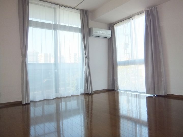 熊本県熊本市中央区本荘5丁目の賃貸マンションの居間