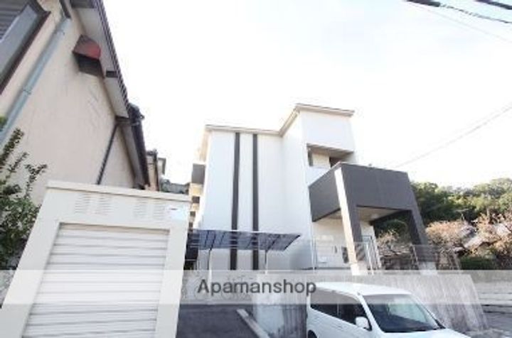 熊本県熊本市中央区壺川2丁目の賃貸アパートの外観