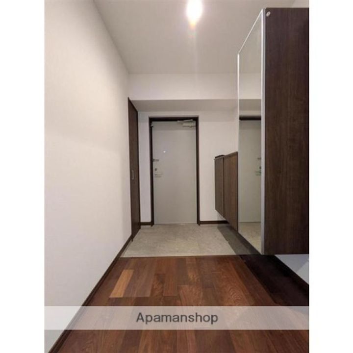 ELGRAND大江の玄関