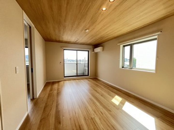 熊本県熊本市中央区壺川2丁目の賃貸マンション303の居間