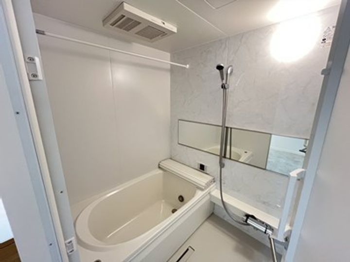 熊本県熊本市中央区壺川2丁目の賃貸マンション303の風呂