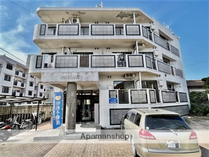 マーカス九品寺の外観