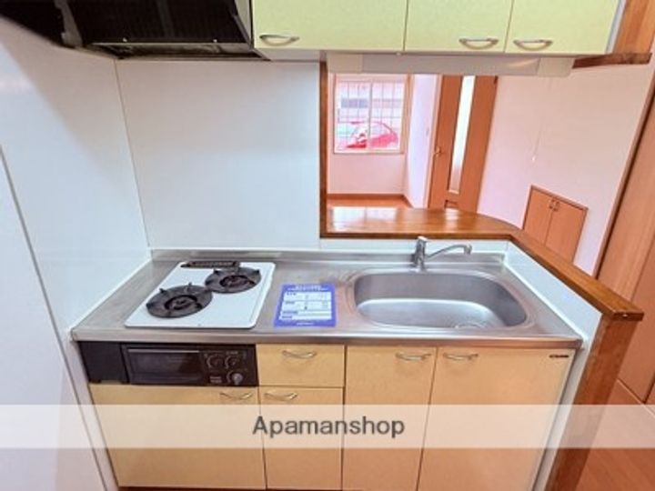 ヨーロピアンシャレー八景水谷のキッチン