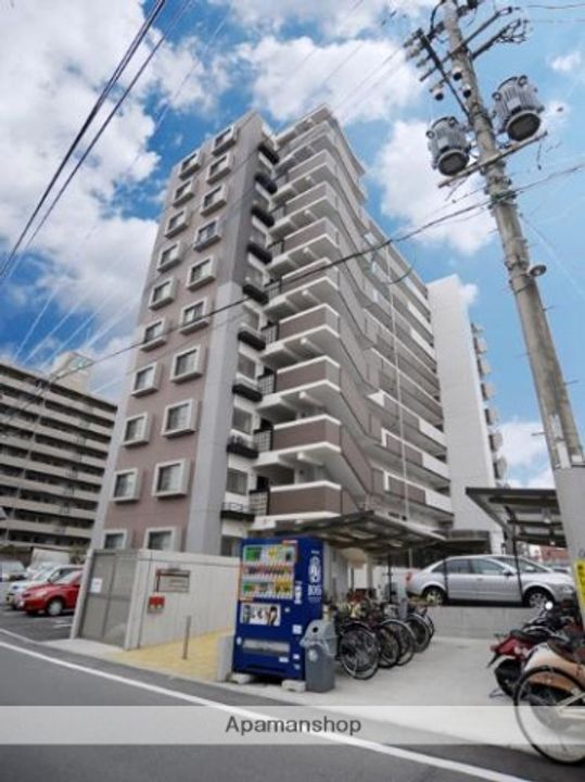 URBANIST本山の外観