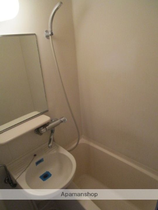 メゾン・ド・九品寺の風呂