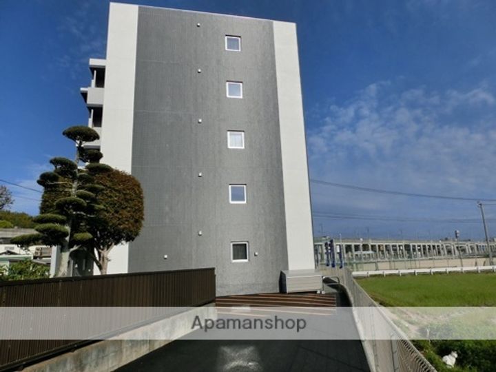 熊本県熊本市西区池田4丁目の賃貸マンションの外観