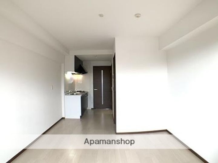 ロザリアン紺屋町の居間