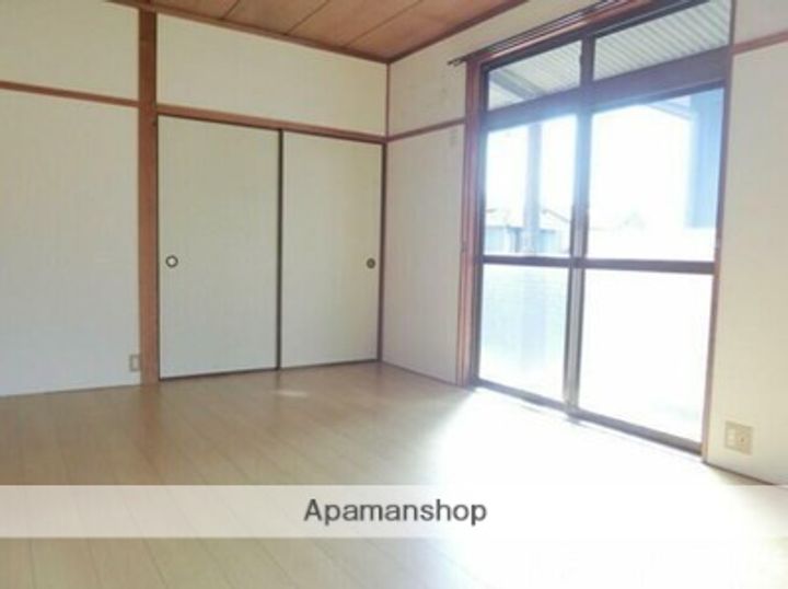 シャトーハイツⅡの居間