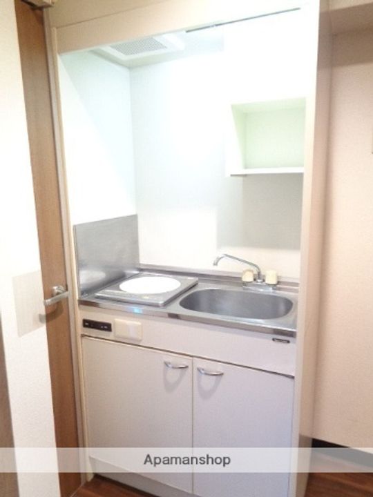 ミッドフィールドブロスビル11303のキッチン