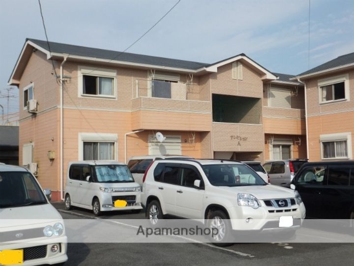 コーポ・アンビションの外観