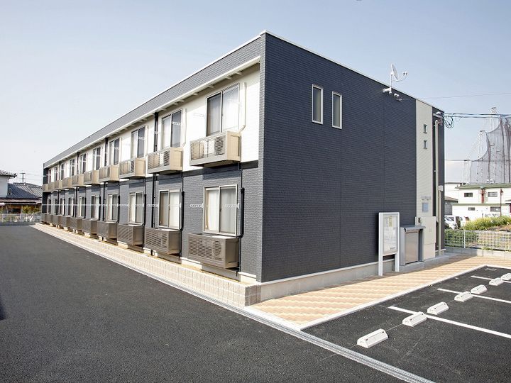 レオネクスト入地105の外観