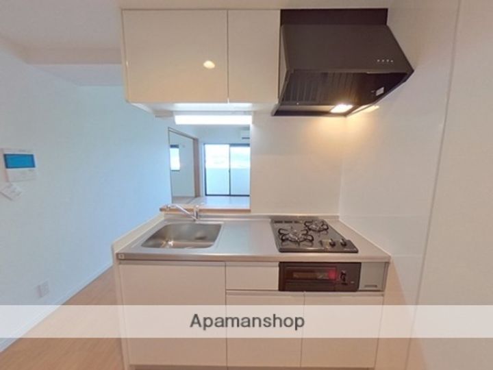 COLAS MIFUNE EASTのキッチン