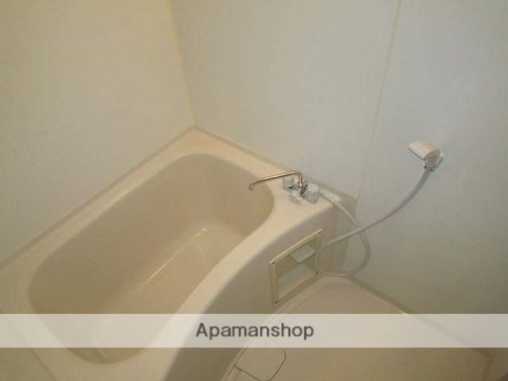 メッシーナ平成の風呂