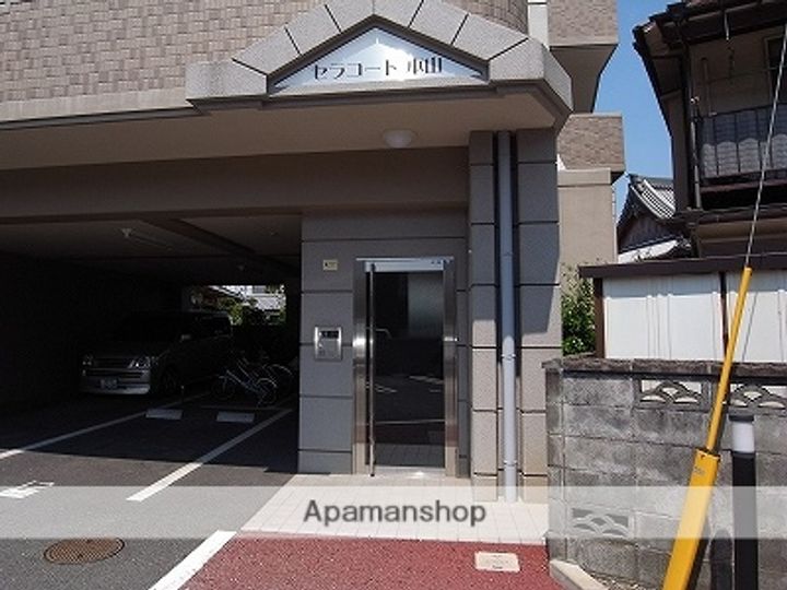 セラコート本山の外観